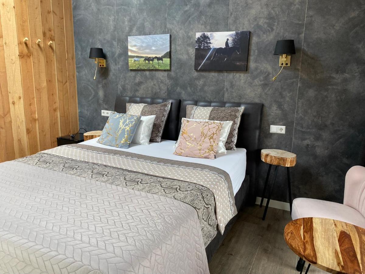 'T Heidepaleis Bed & Breakfast Гардерен Екстериор снимка